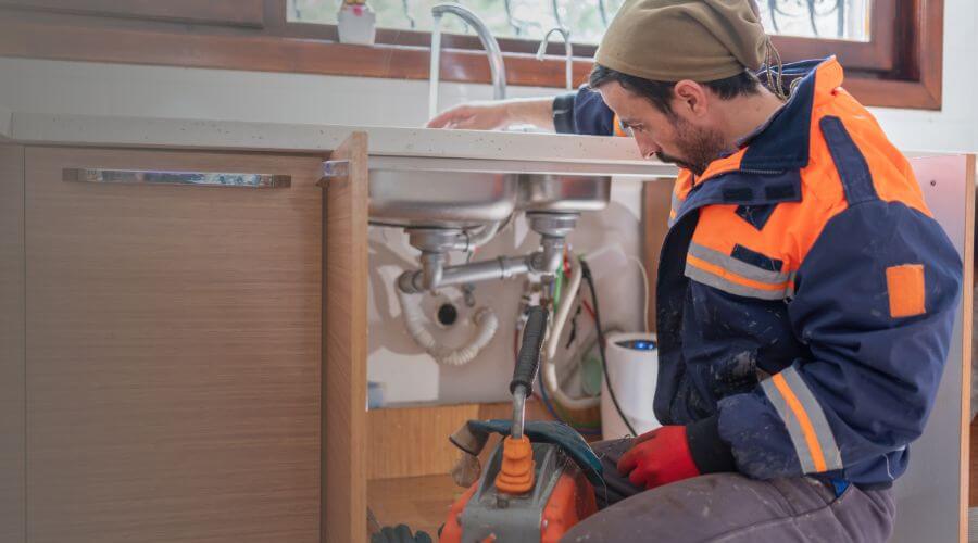 Professional emergency plumbing in Central, IN